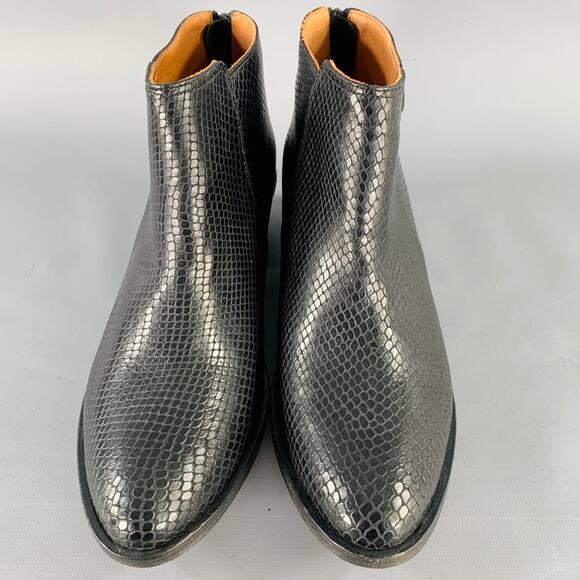 ANTHOLOGY PARIS Size 9 Black Leather Snake Embossed Back Zip Ankle Boots - Picture 4 of 8